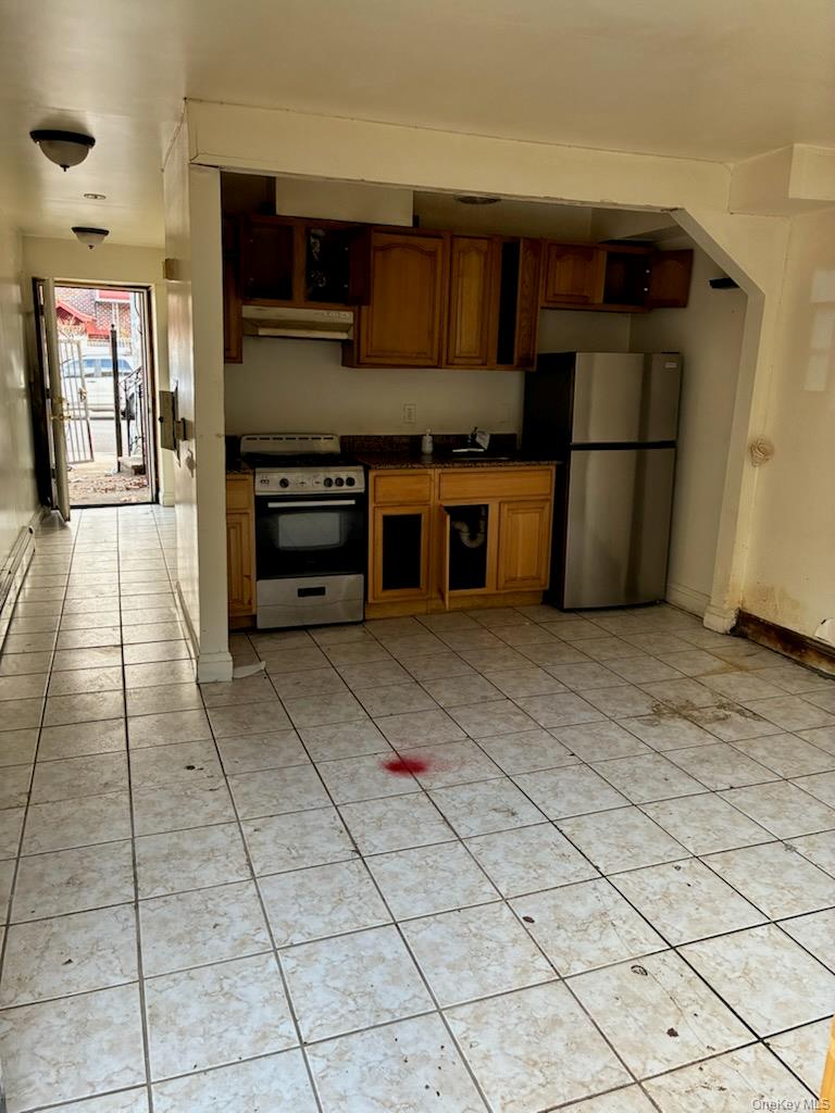 #8 photo, 1987 Cruger Avenue, ब्रोंक्स Bronx , NY 10462