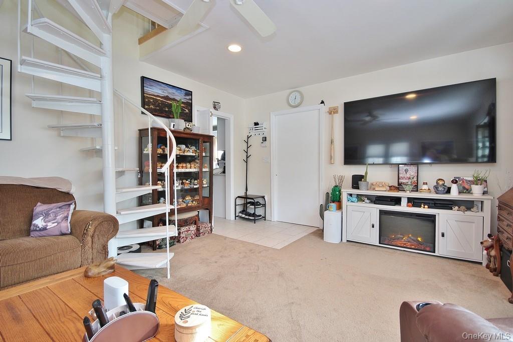 #6 photo, 194 1st Street, Buchanan , NY 10511