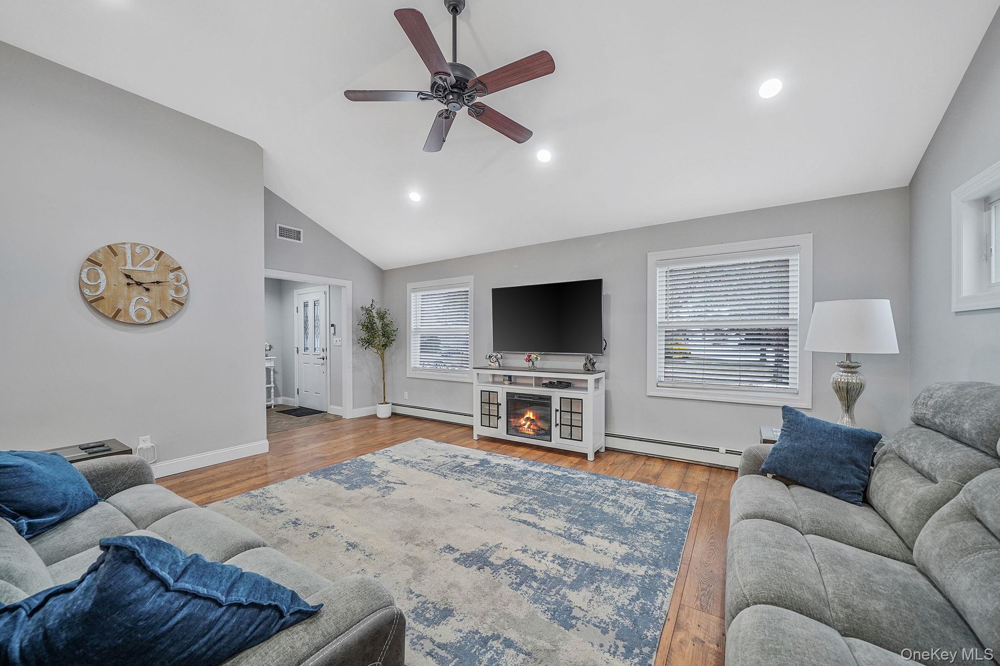 #14 photo, 19 Honeysuckle Lane, Kings Park , NY 11754