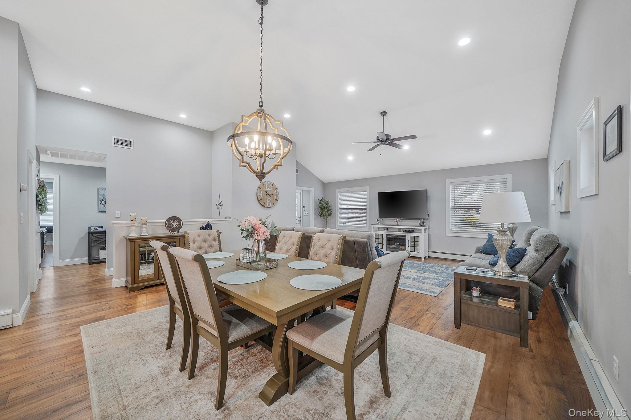 #17 photo, 19 Honeysuckle Lane, Kings Park , NY 11754