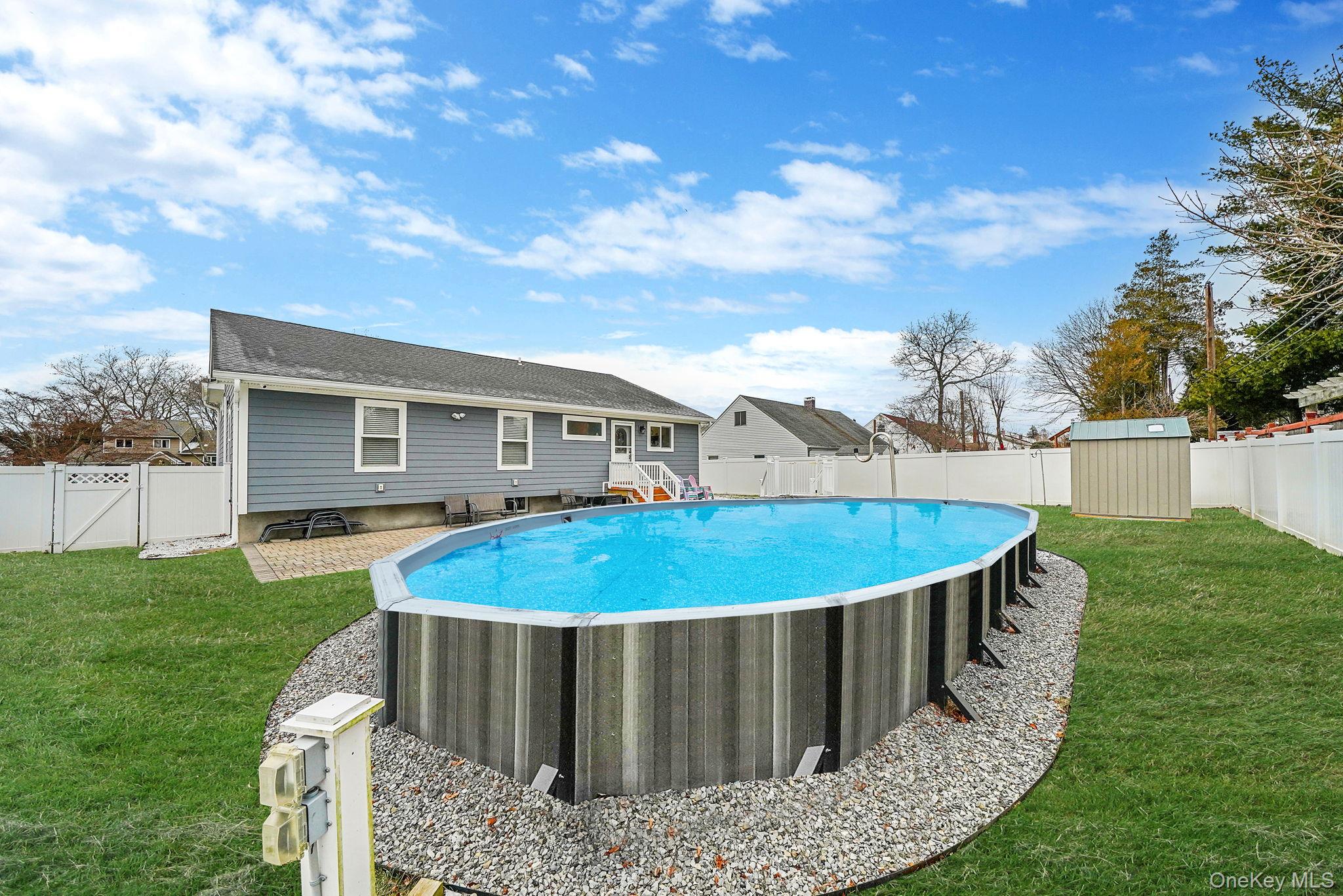 #8 photo, 19 Honeysuckle Lane, Kings Park , NY 11754