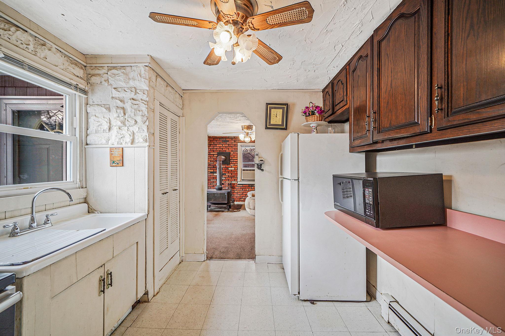 #13 photo, 15 Beatrice Drive, Shirley , NY 11967