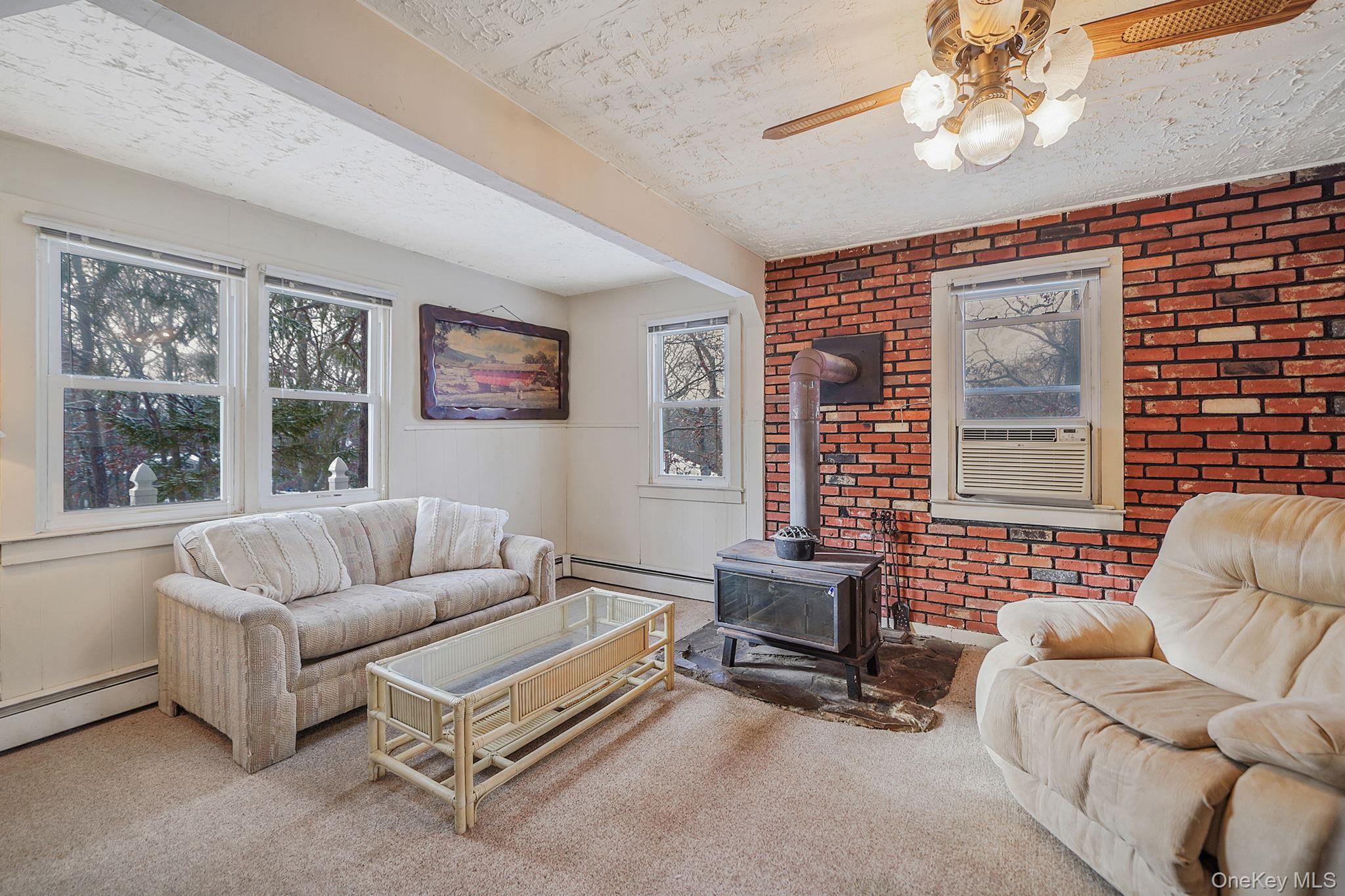 #9 photo, 15 Beatrice Drive, Shirley , NY 11967