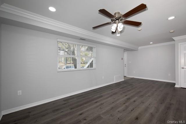 #4 photo, 311 Lake Pointe Court, מחוז סאפוק Middle Island , NY 11953