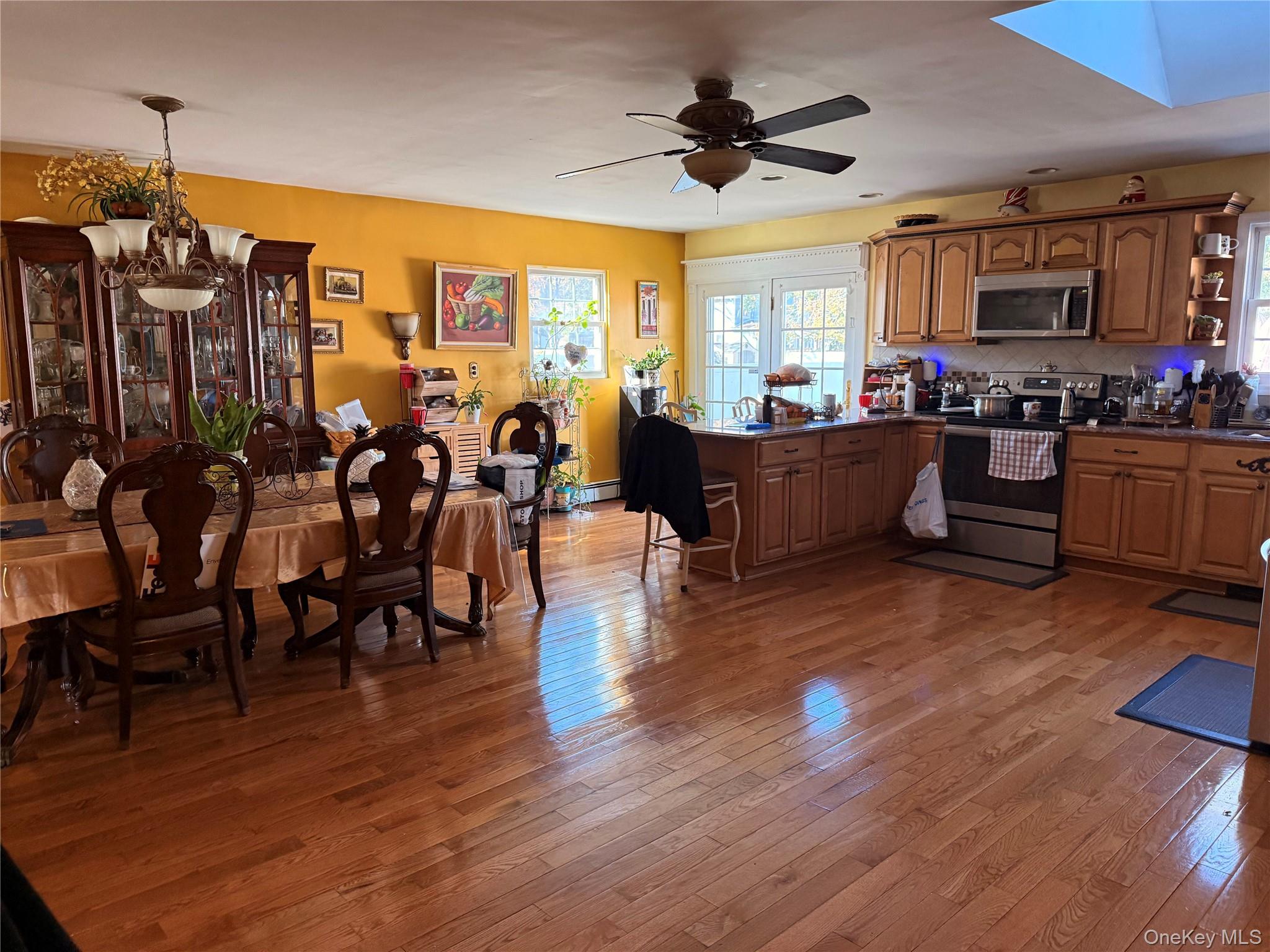 #4 photo, 737 3rd Street, Ronkonkoma , NY 11779