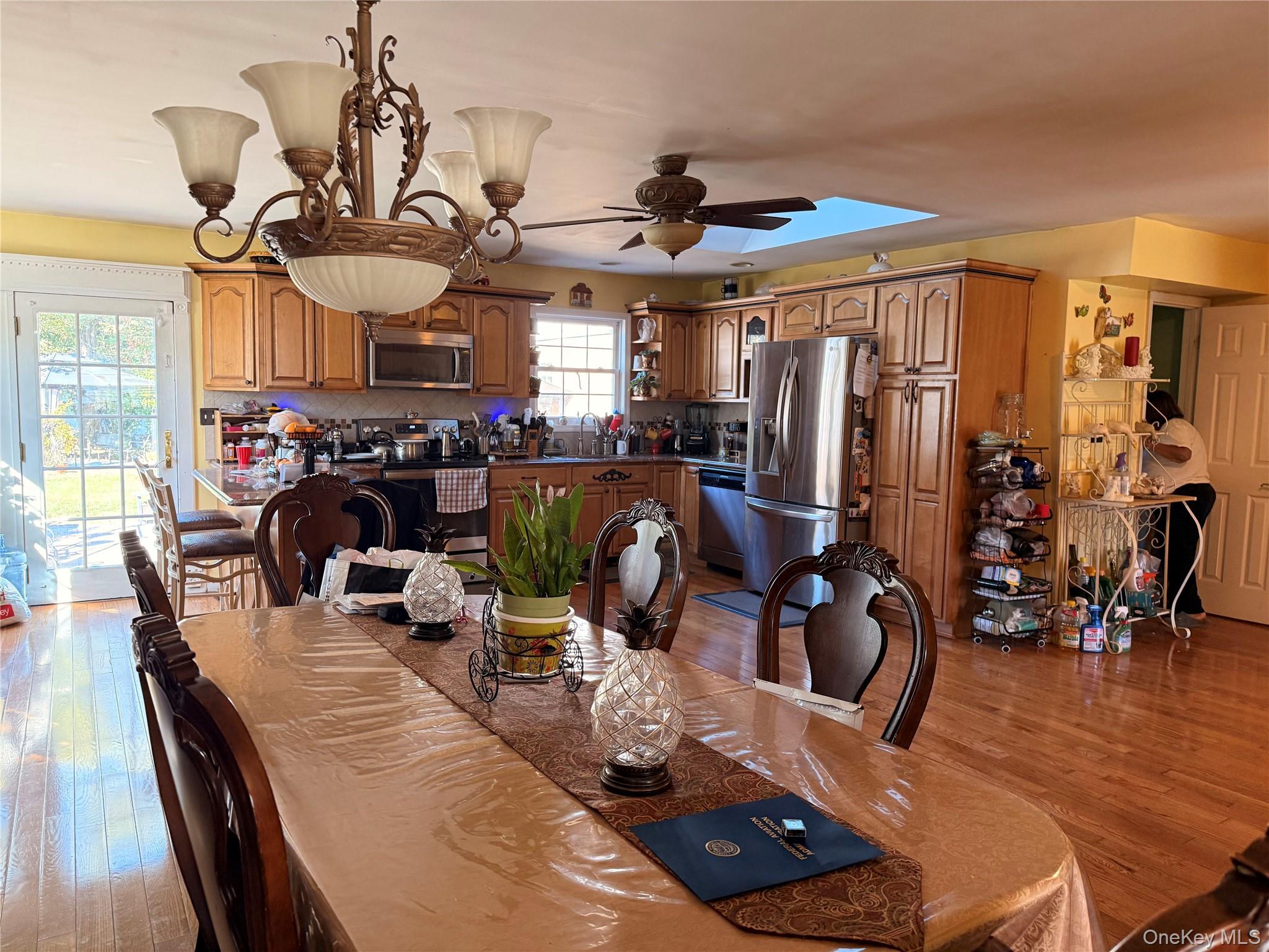 #5 photo, 737 3rd Street, Ronkonkoma , NY 11779