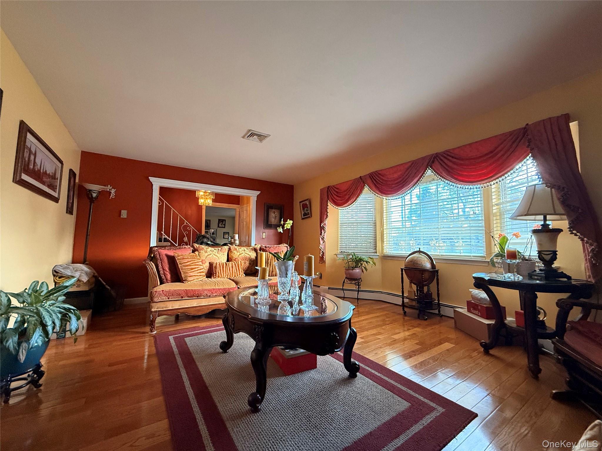 #8 photo, 737 3rd Street, Ronkonkoma , NY 11779