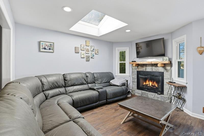 #7 photo, 58 Circle Drive, Syosset , NY 11791