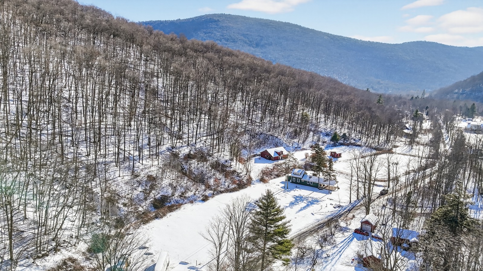 #1 photo, 236 Diamond Notch Rd, Lanesville , NY 12450