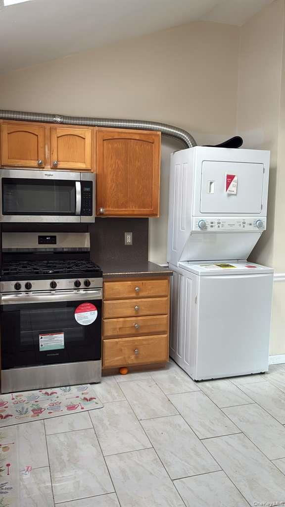 #11 photo, 400 Newbridge Road, East Meadow , NY 11554