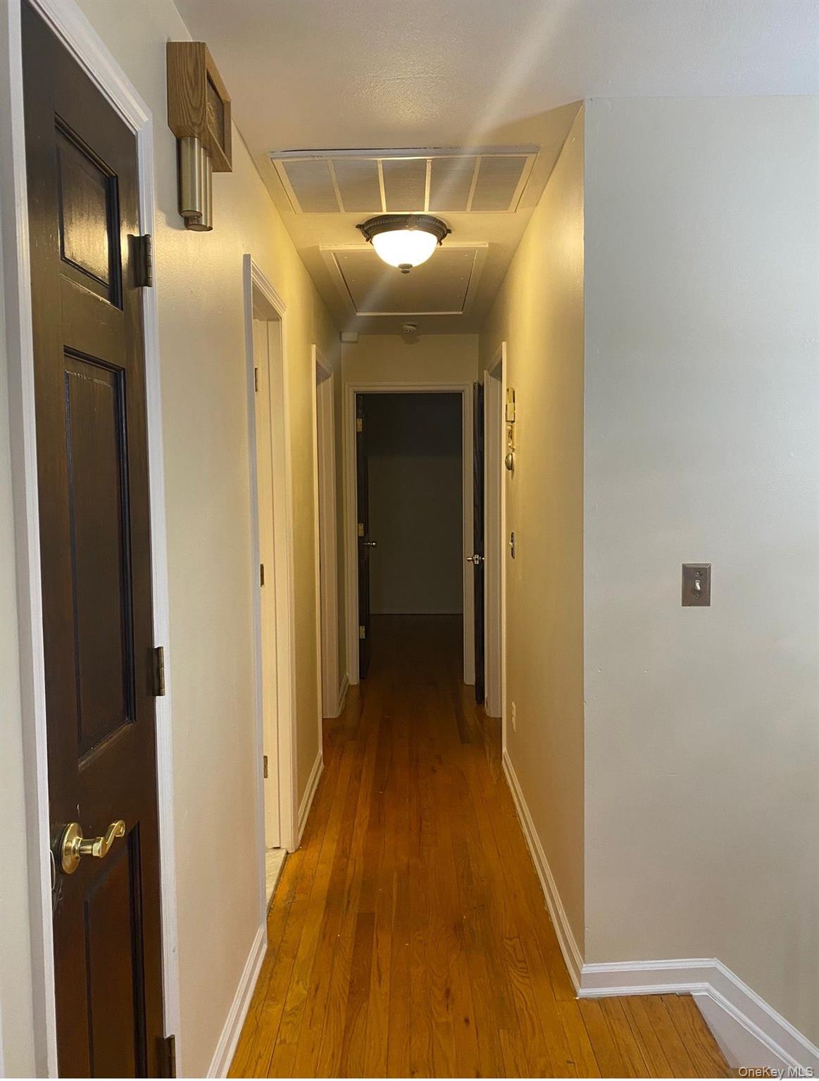 #6 photo, 400 Newbridge Road, 长岛 East Meadow , NY 11554