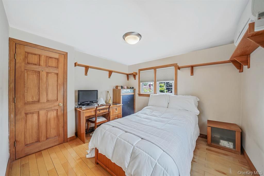 #16 photo, 508 Chamberlin Street, 长岛 East Meadow , NY 11554