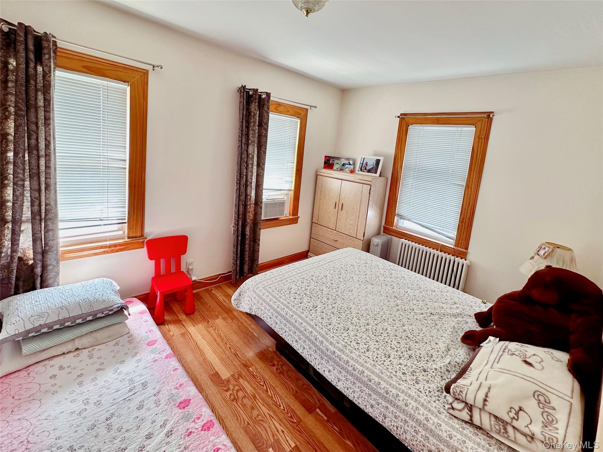 #4 photo, 90-11 75th Street, 皇后區 木港 Woodhaven , NY 11421