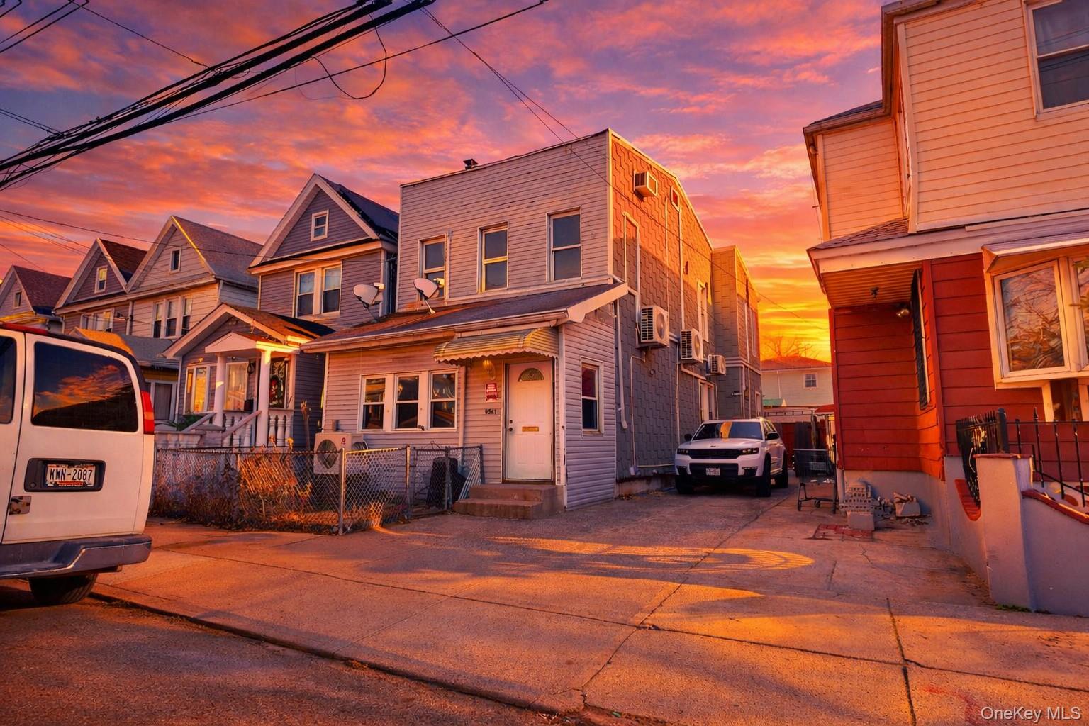 #1 photo, 9561 115th Street, קווינס Richmond Hill , NY 11419