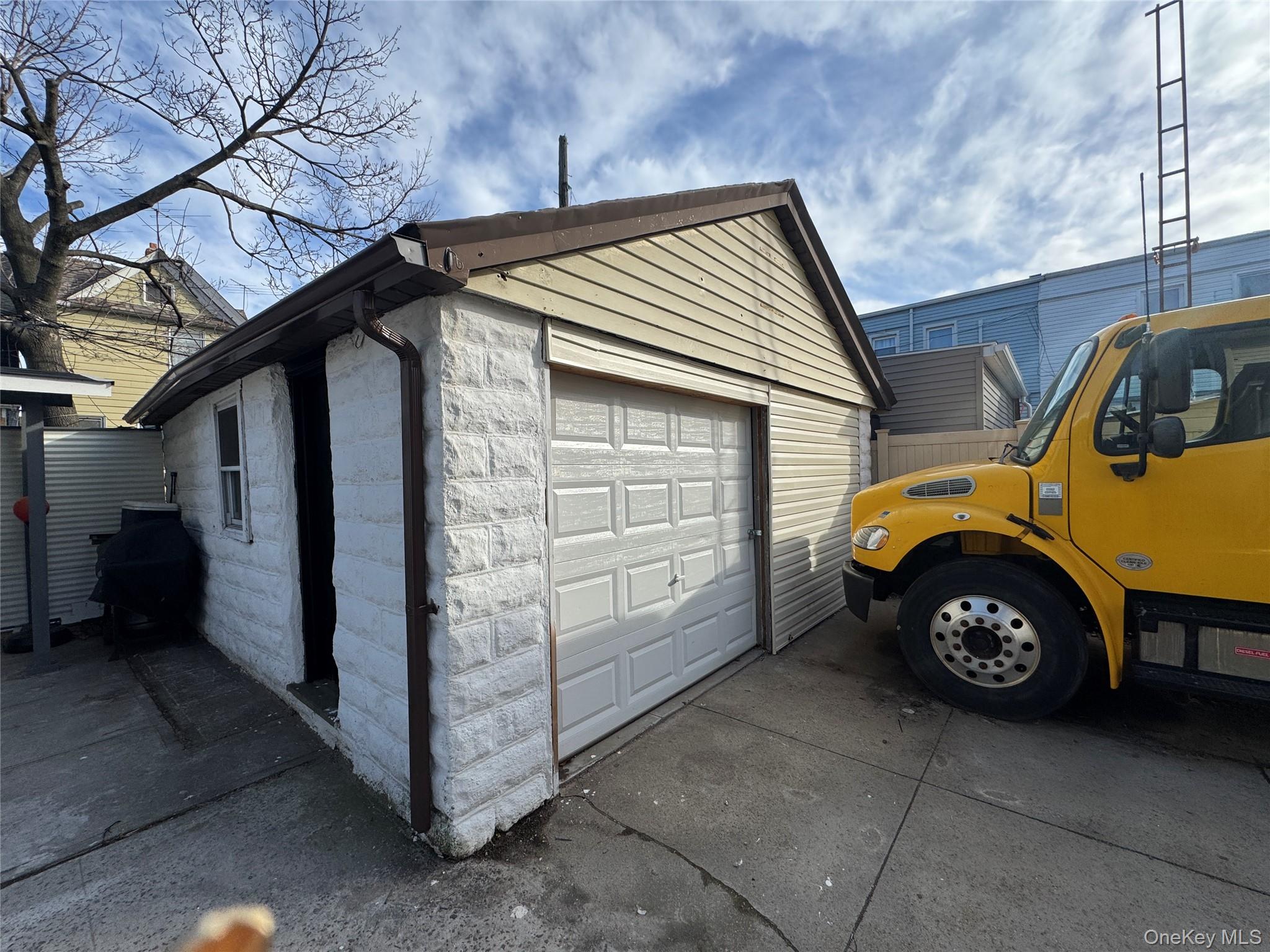 #5 photo, 8779 111th Street, קווינס Richmond Hill , NY 11418