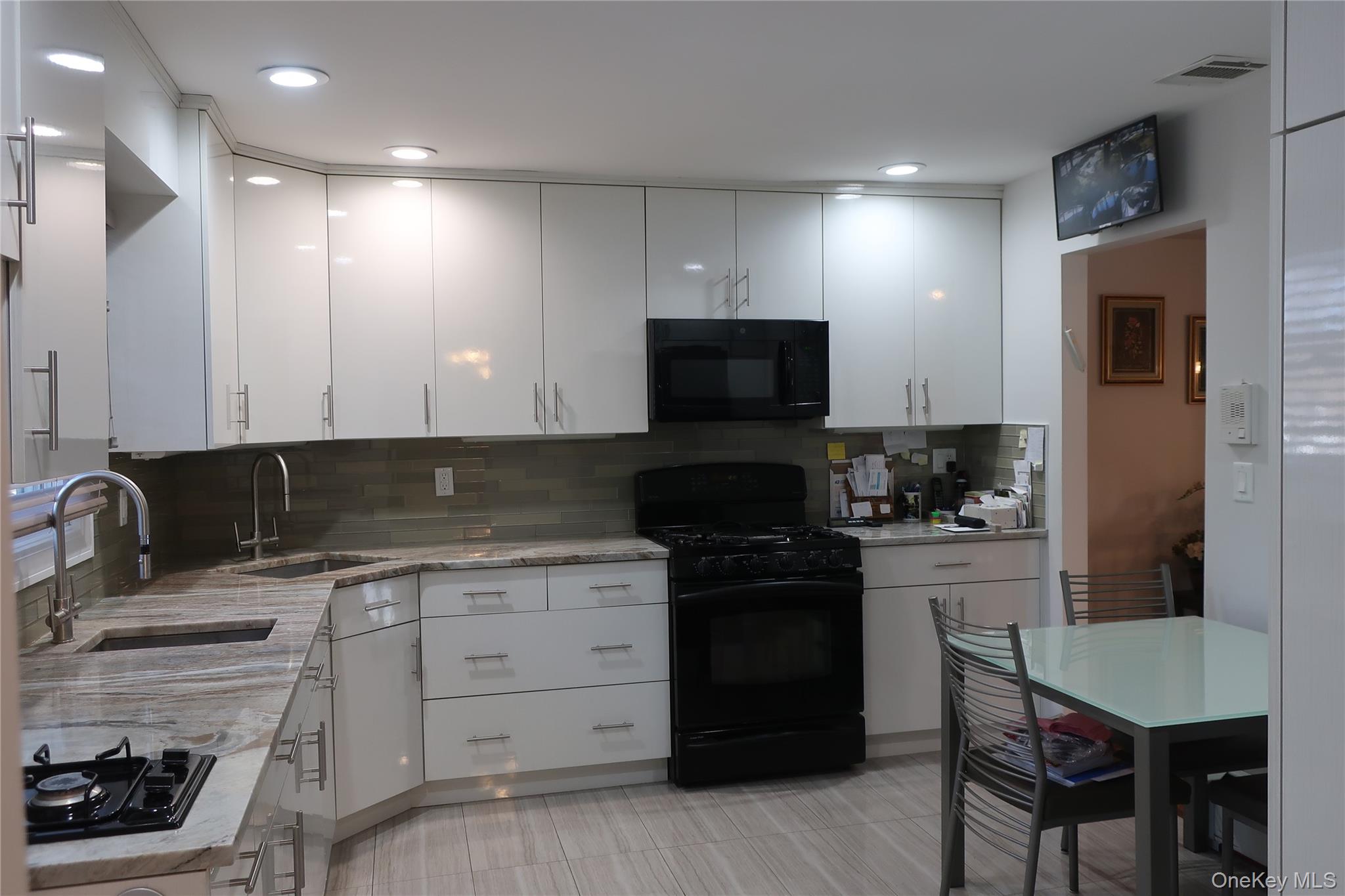 #5 photo, 1 Tokay Lane, Monsey , NY 10952