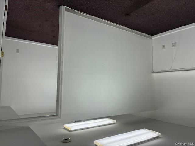 #7 photo, 2 Commerce Court, Wappingers Falls , NY 12590