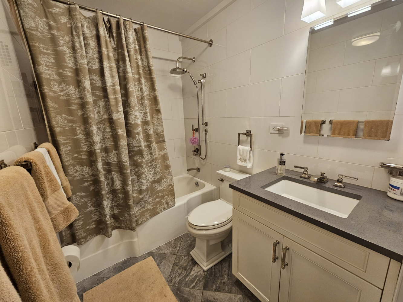 #16 photo, New York City, 曼哈顿 Central Park South , NY 10019