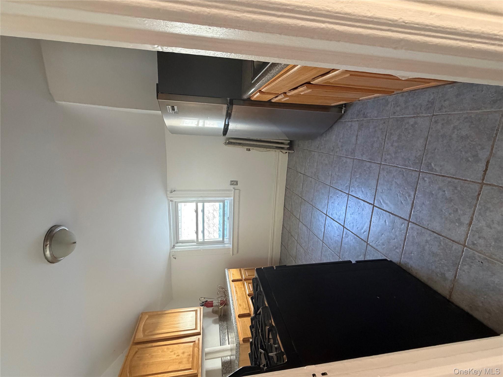 #18 photo, 425 S Columbus Avenue, Mount Vernon , NY 10553