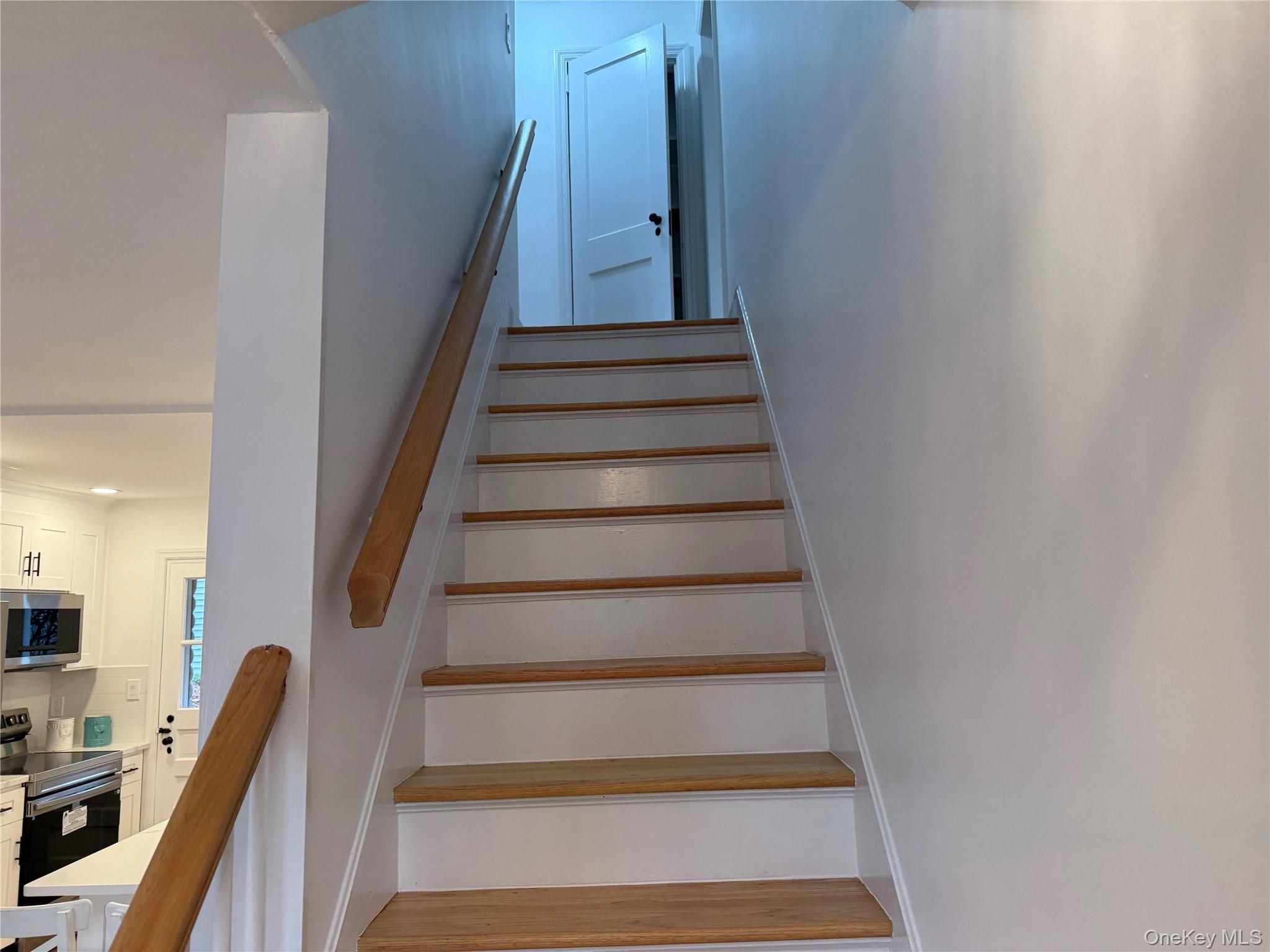 #12 photo, 9 Center Street, 롱 아일랜드 Glen Cove , NY 11542