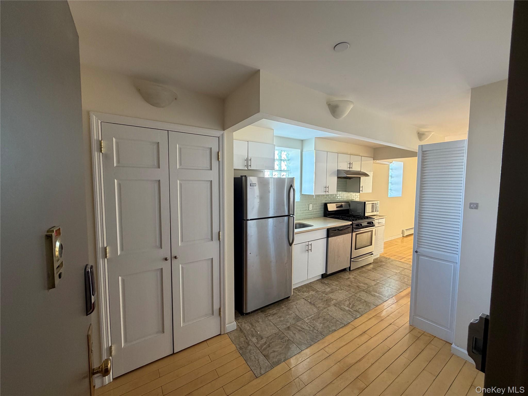 #1 photo, 14328 41st Avenue, 皇后区 Flushing , NY 11355