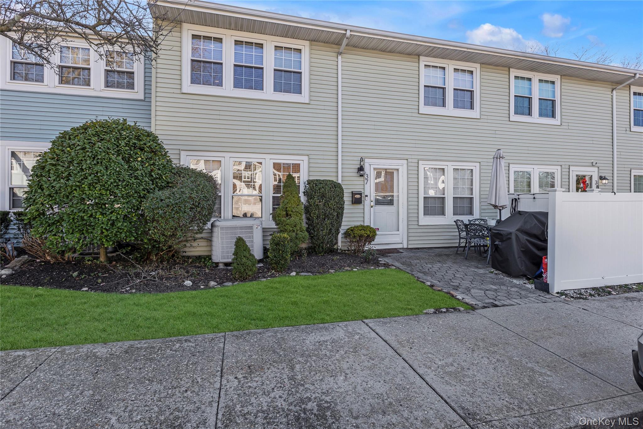 #2 photo, 37 Whalers Cove, 东长岛 Babylon , NY 11702