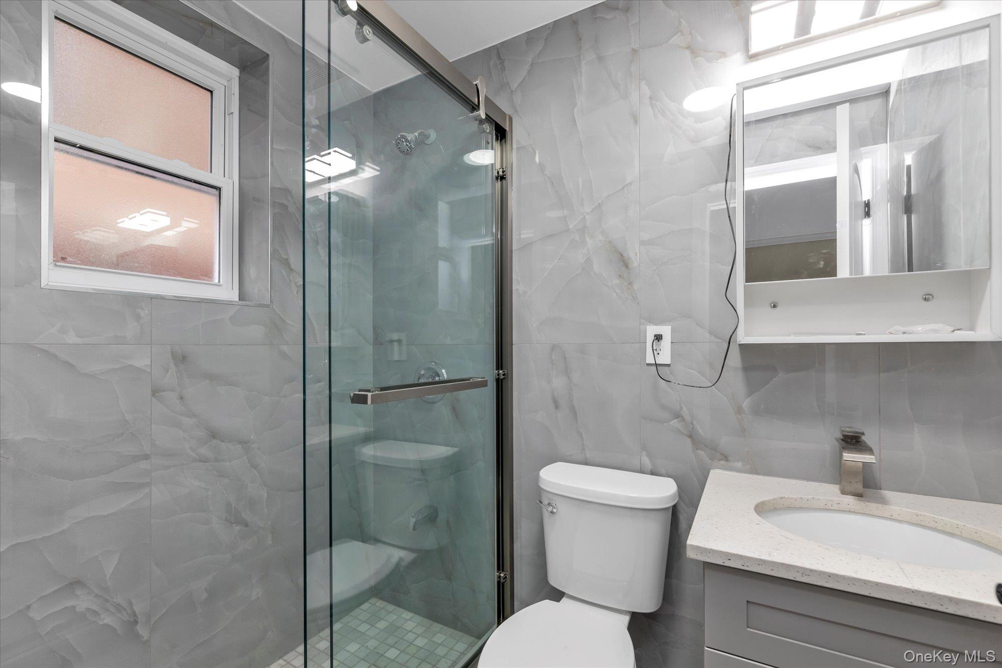 #13 photo, 27-09 Utopia Parkway, 뉴욕퀸즈 Flushing , NY 11358