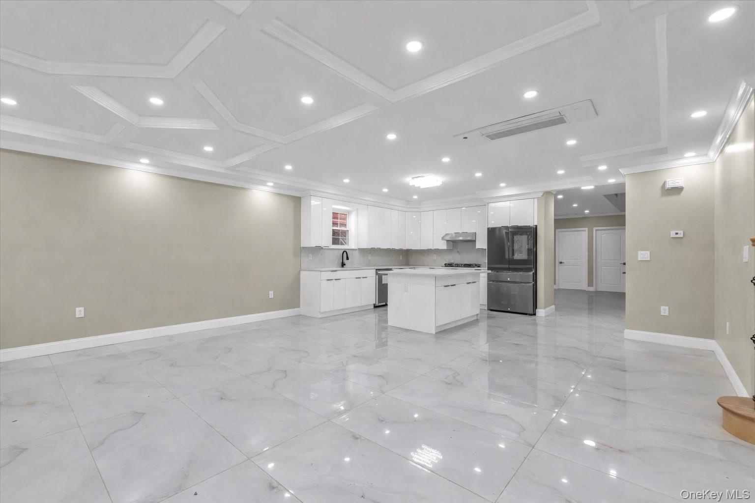 #2 photo, 27-09 Utopia Parkway, 뉴욕퀸즈 Flushing , NY 11358