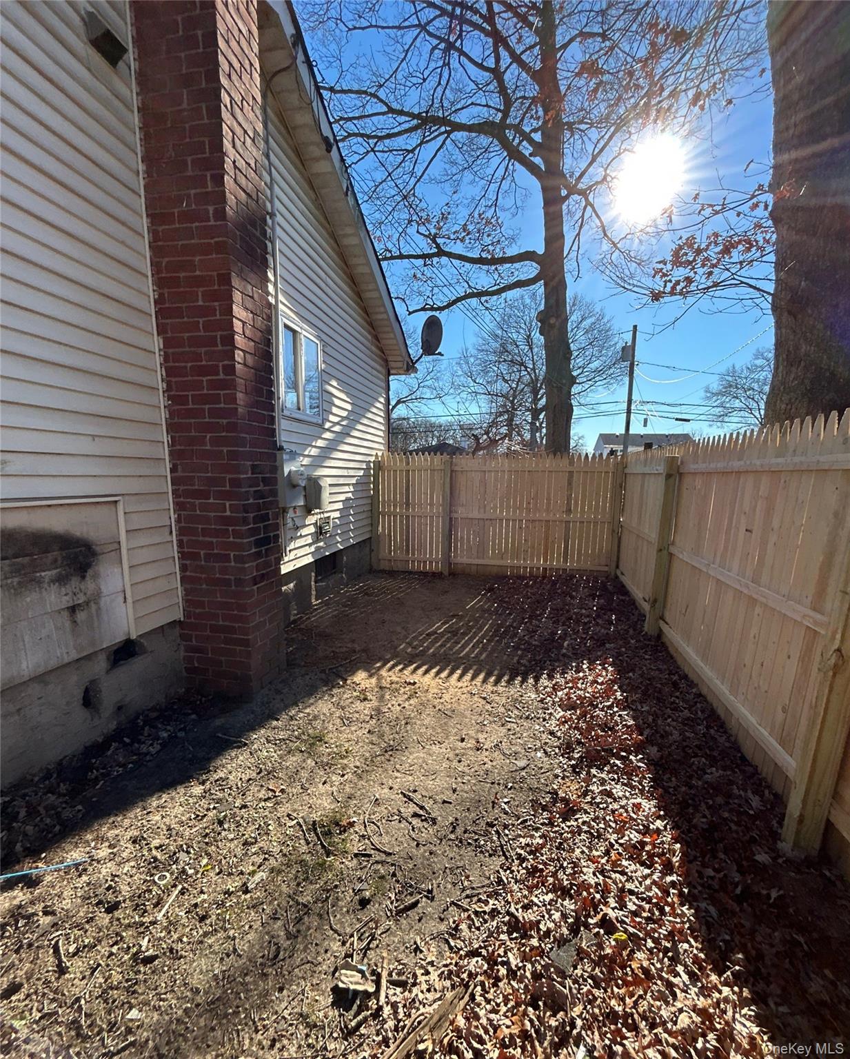 #13 photo, 221 State Avenue, 롱 아일랜드 Wyandanch , NY 11798