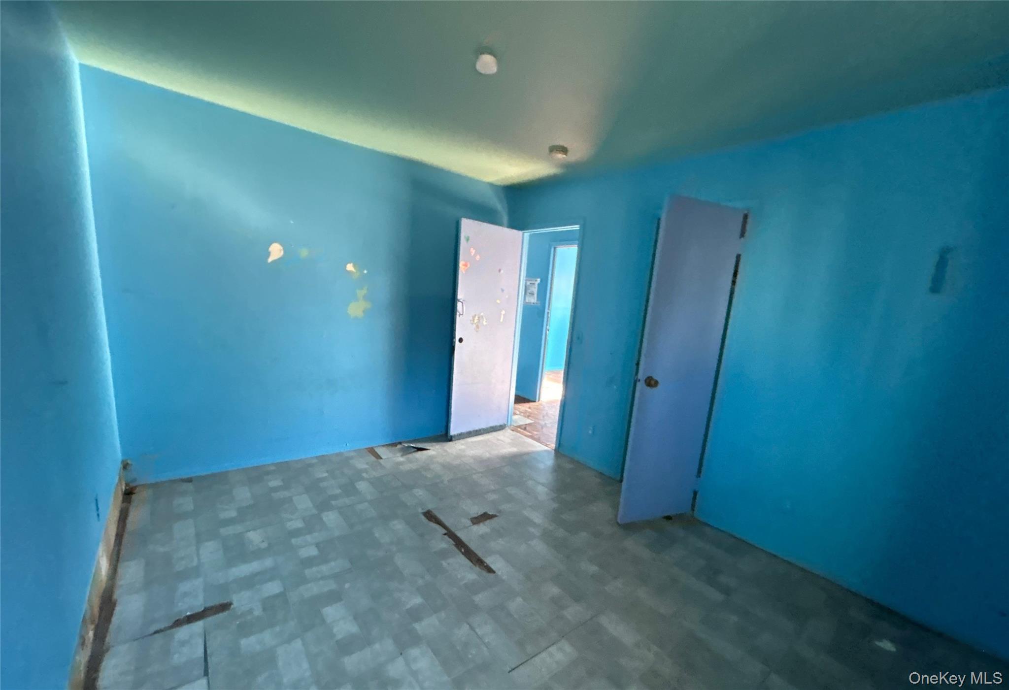 #6 photo, 221 State Avenue, 롱 아일랜드 Wyandanch , NY 11798