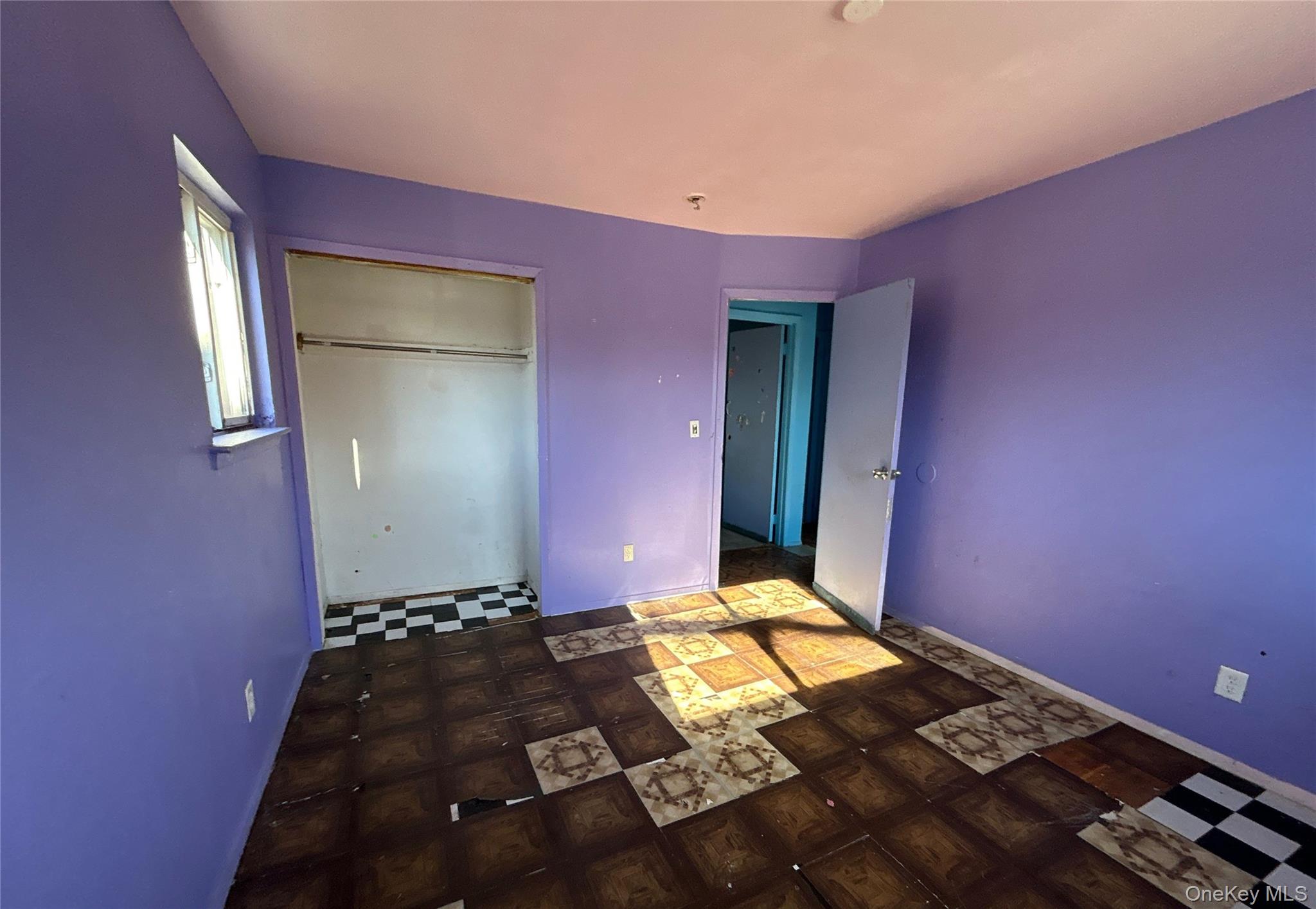 #8 photo, 221 State Avenue, 롱 아일랜드 Wyandanch , NY 11798