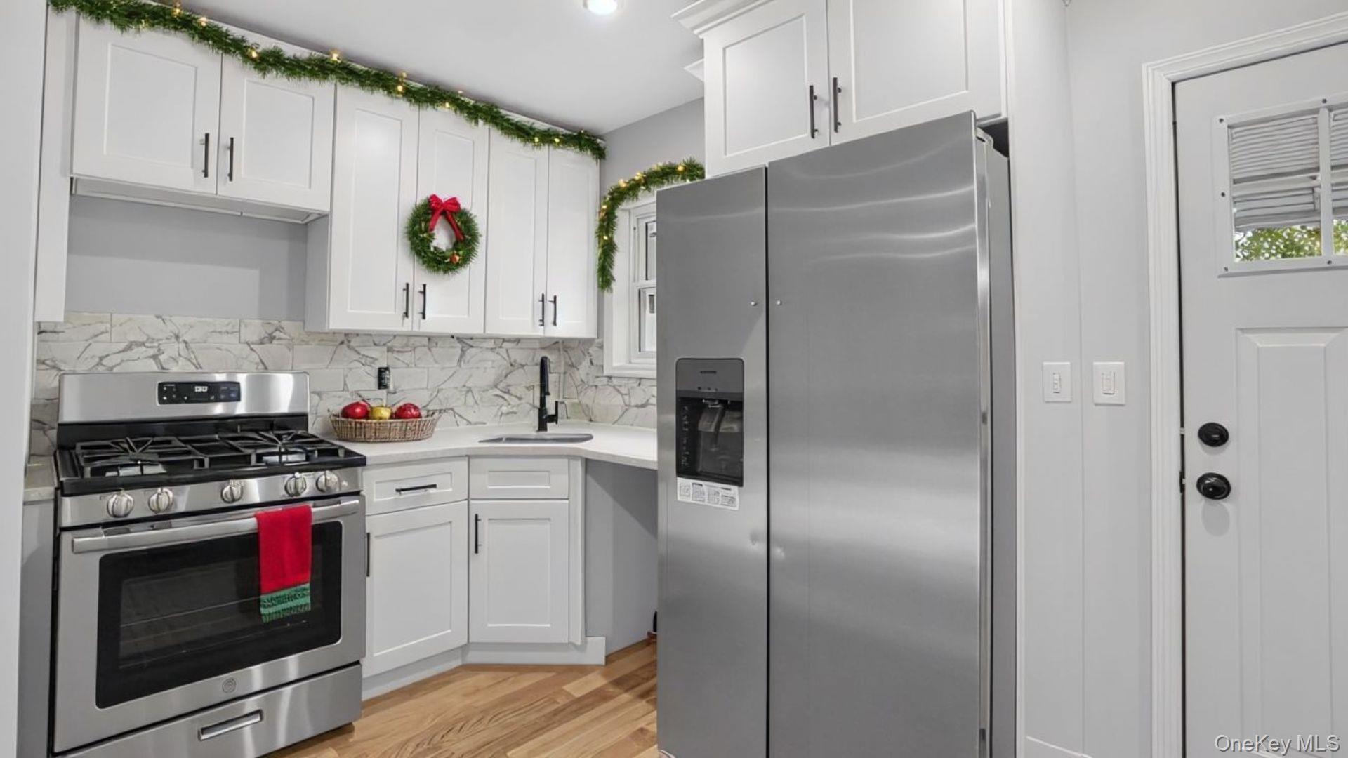 #3 photo, 1159 E 224th Street, ब्रोंक्स Bronx , NY 10466