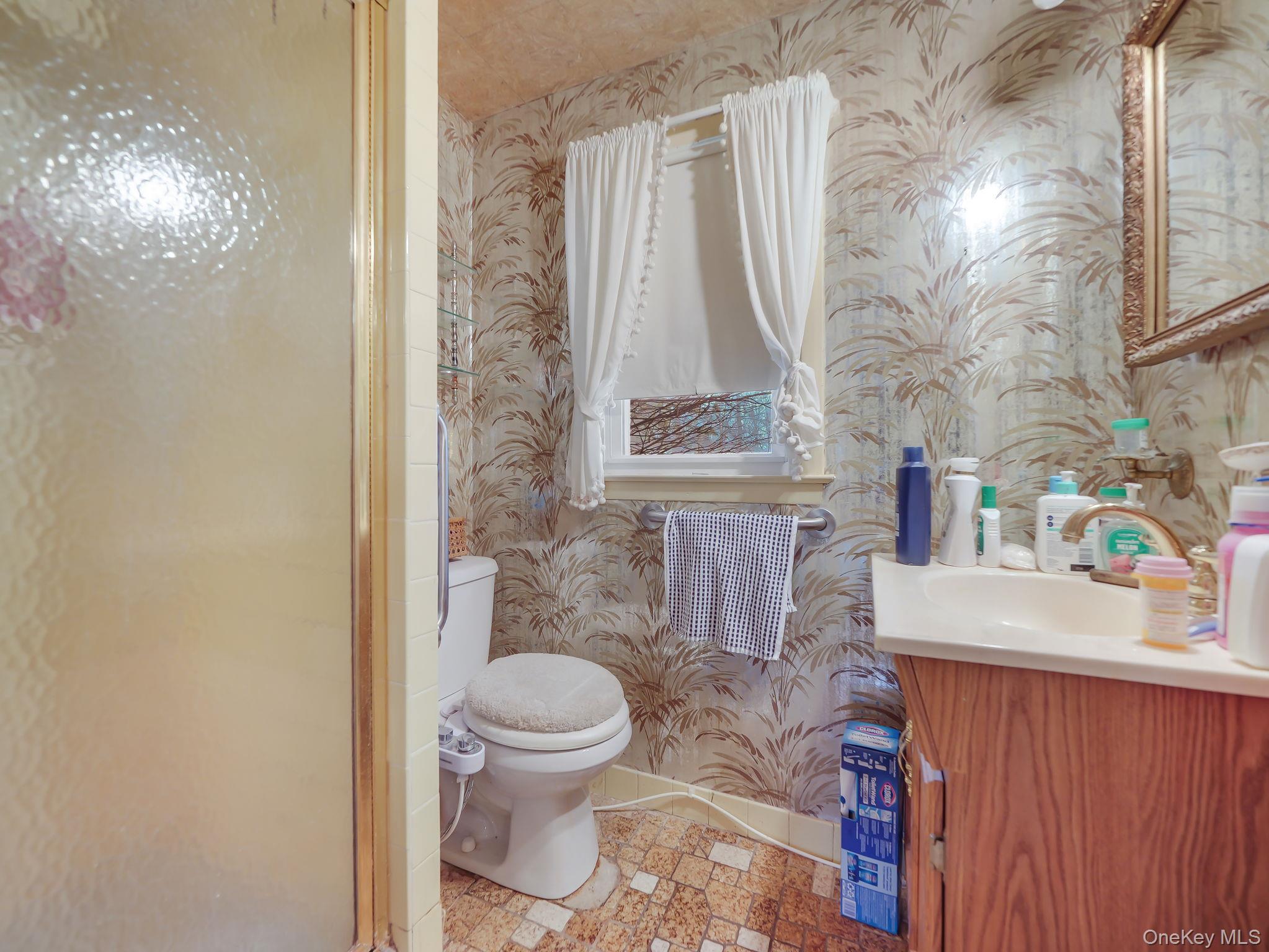 #13 photo, 21 Besen Parkway, Tallman , NY 10952