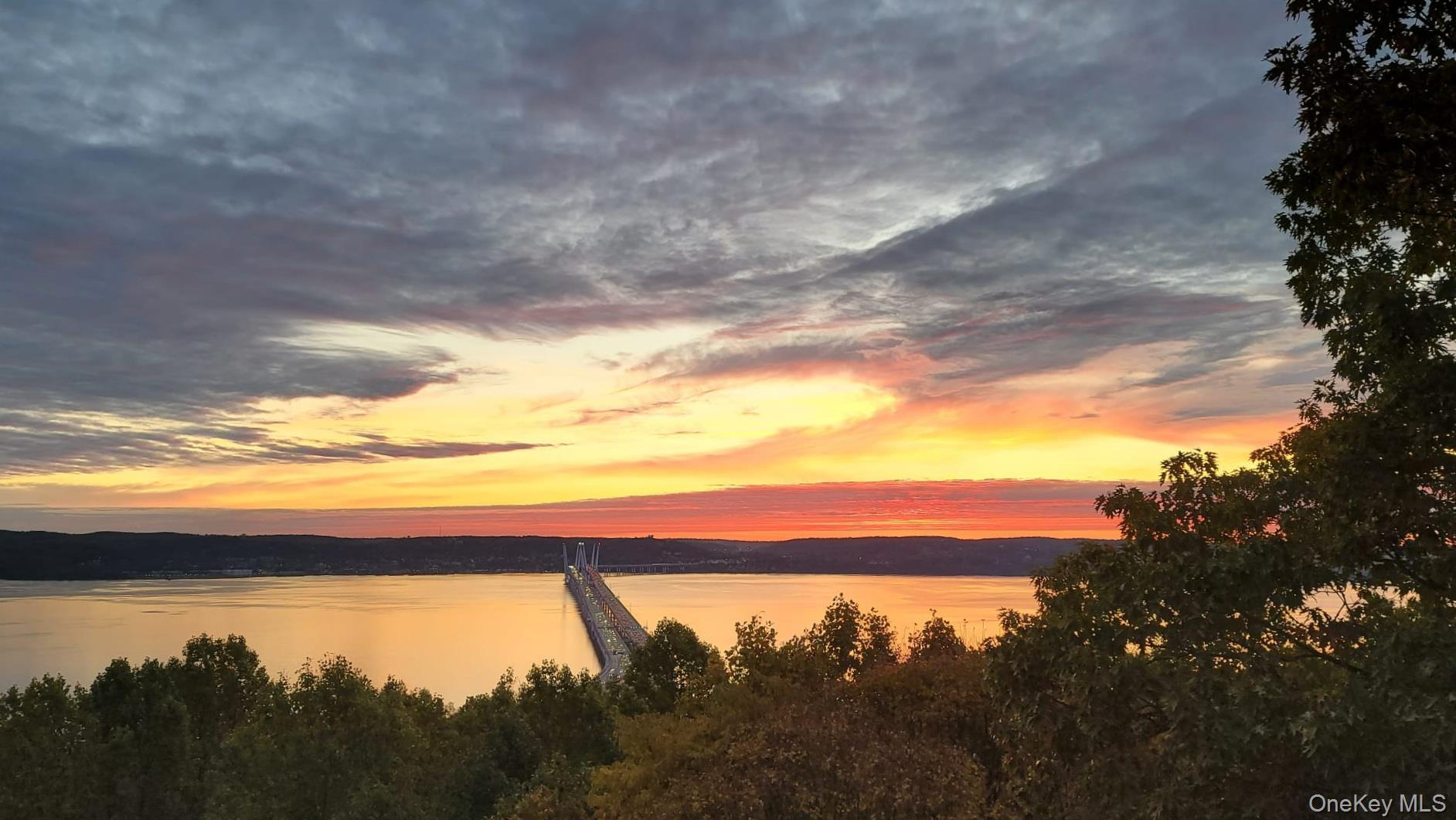 #11 photo, 288 S Boulevard, 뉴욕주 Nyack , NY 10960