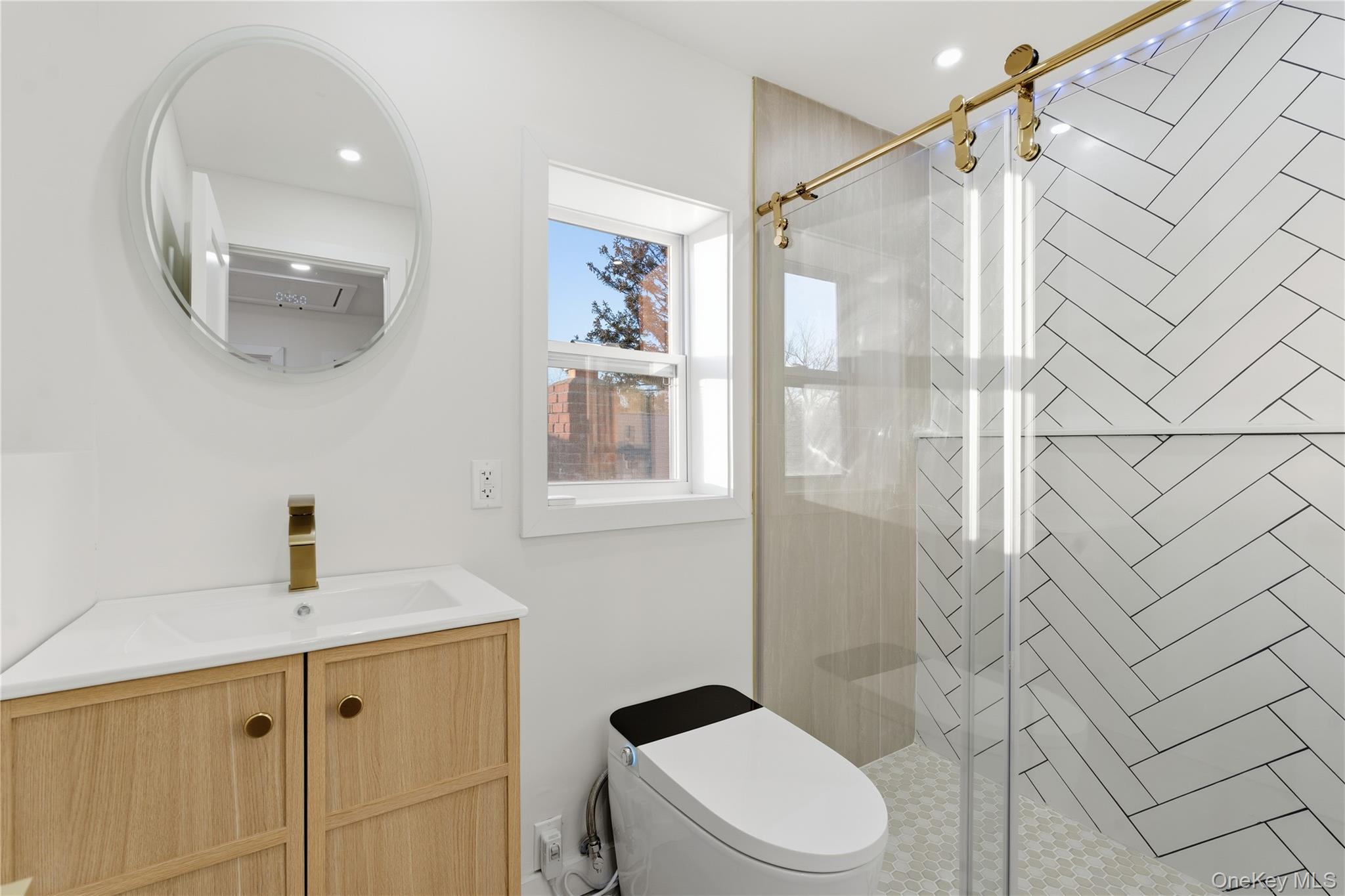 #11 photo, 135 Whaley Street, Freeport , NY 11520