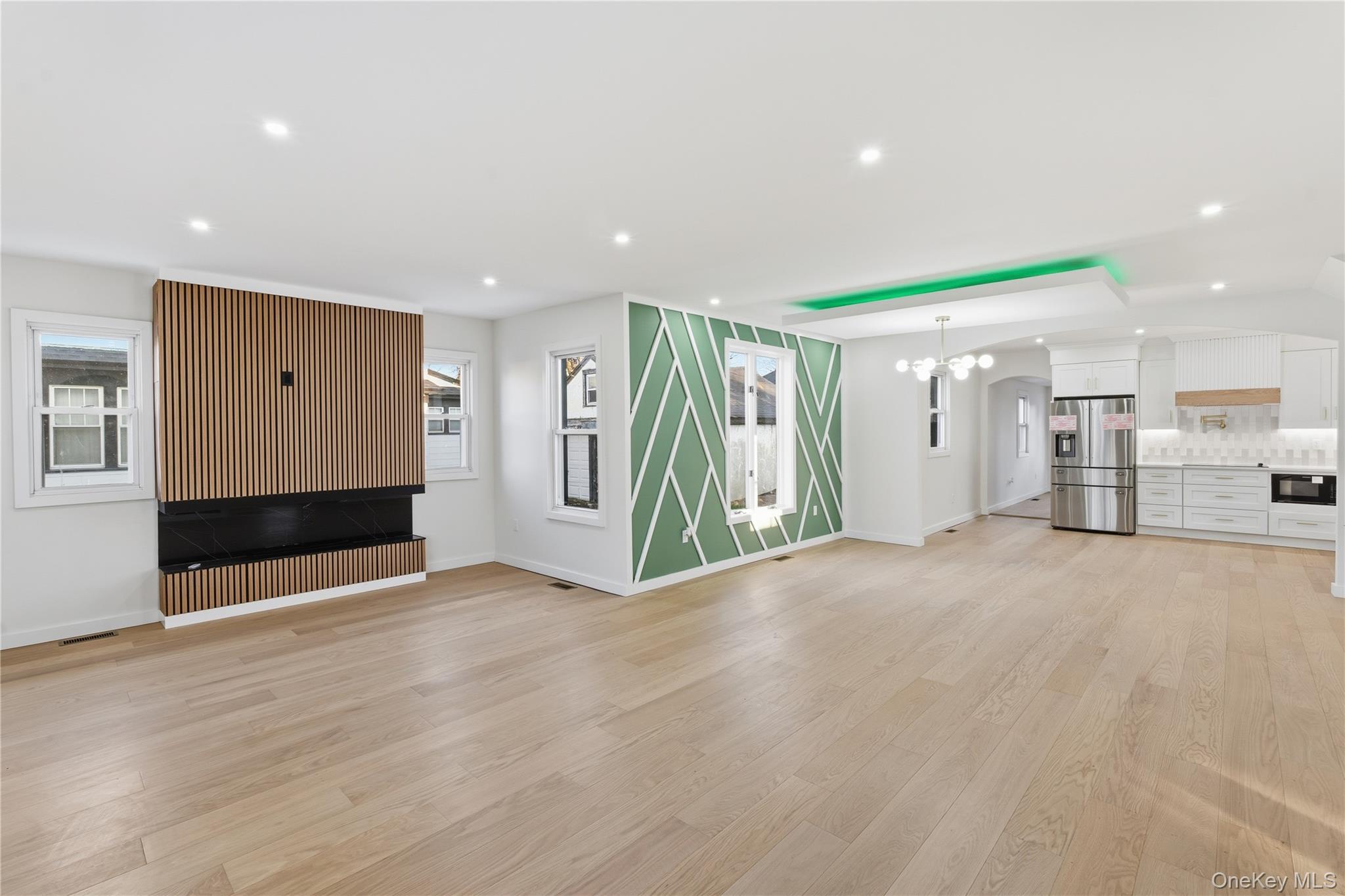 #3 photo, 135 Whaley Street, Freeport , NY 11520