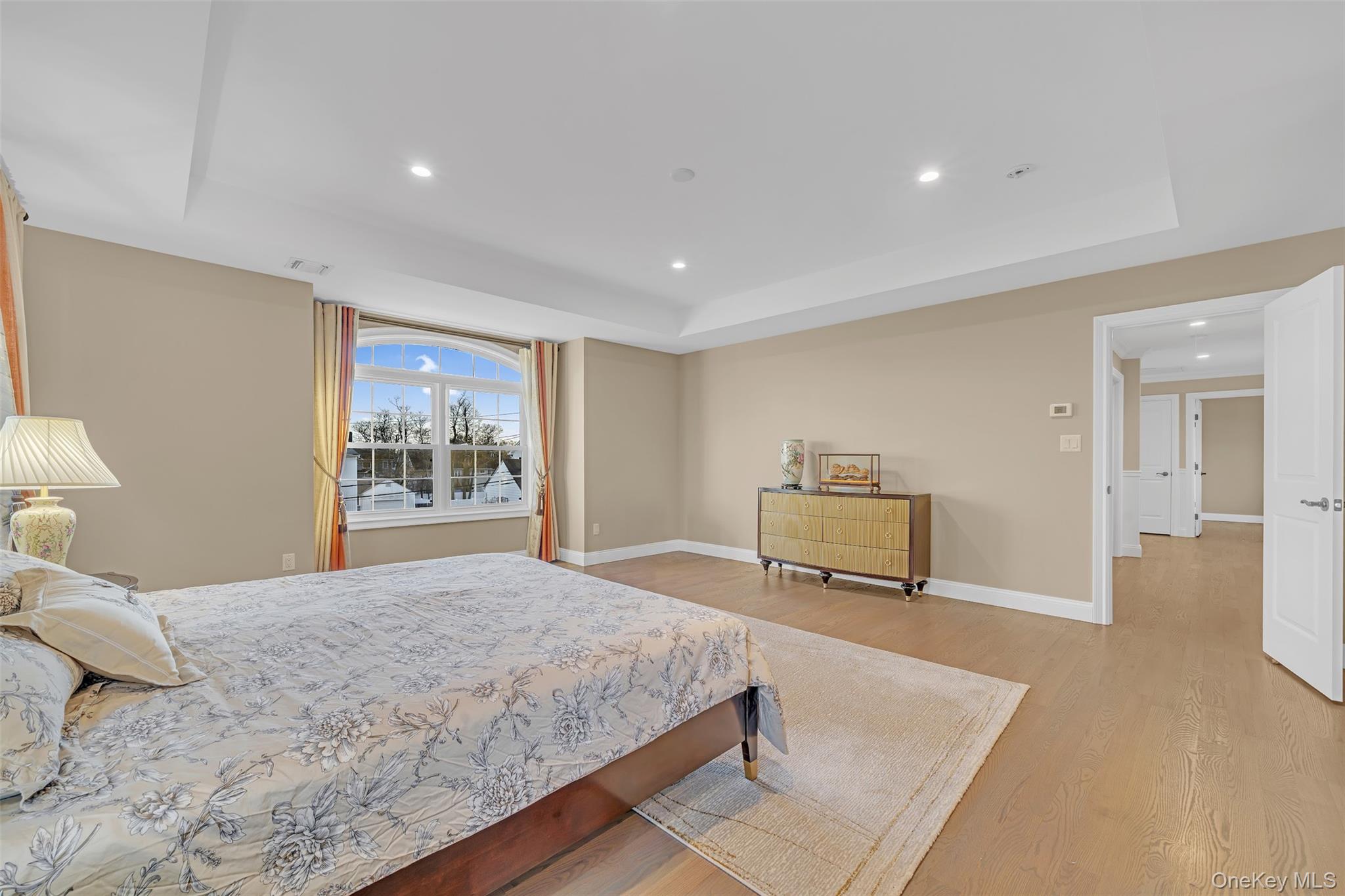 #3 photo, 76 Northern Parkway, 长岛 Plainview , NY 11803