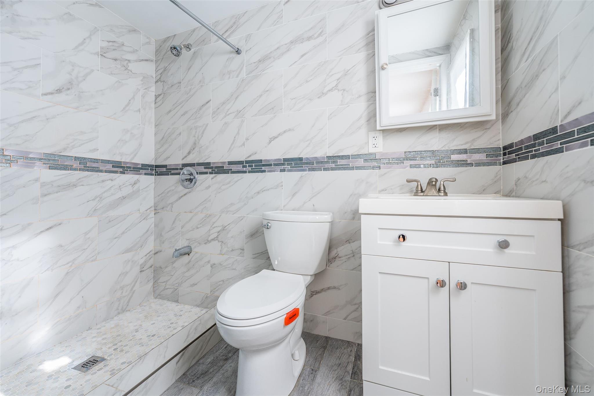 #15 photo, 15424 13th Avenue, كوينز Beechhurst , NY 11357