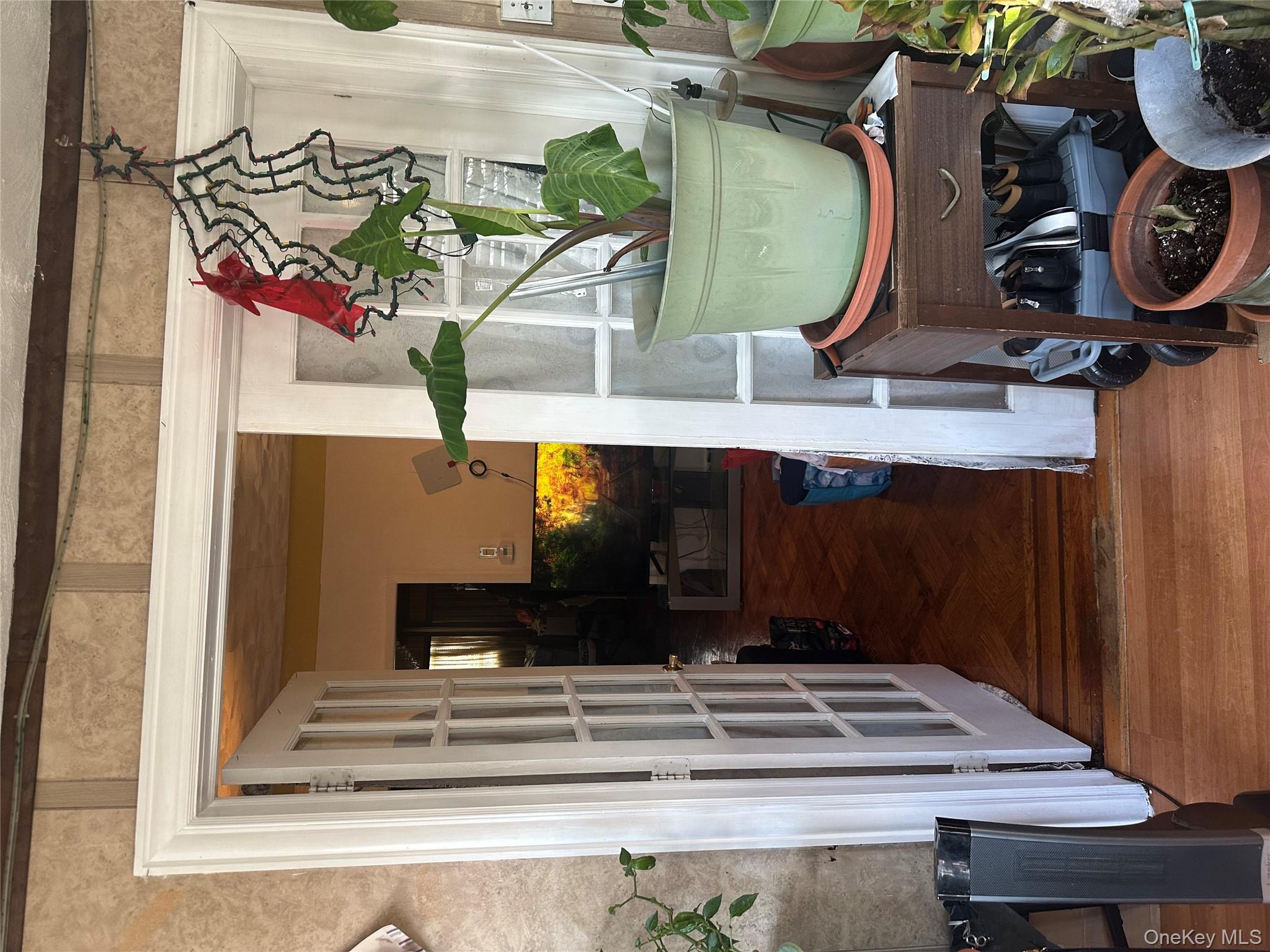 #4 photo, 18823 Mangin Avenue, קווינס Saint Albans , NY 11412