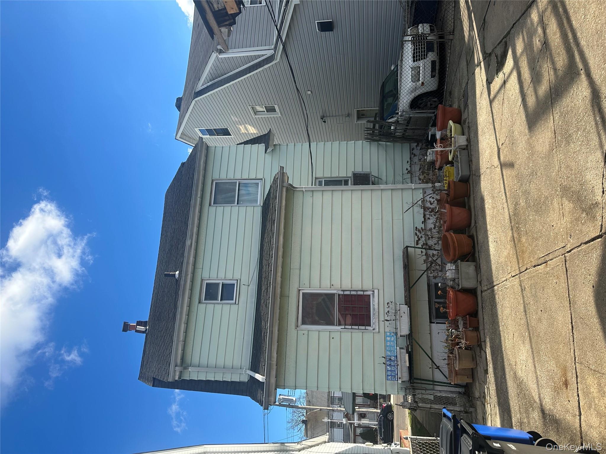 #7 photo, 18823 Mangin Avenue, קווינס Saint Albans , NY 11412