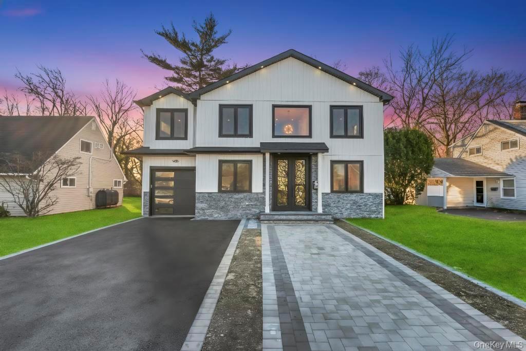 #1 photo, 126 Rim Lane, מחוז נסאו Hicksville , NY 11801