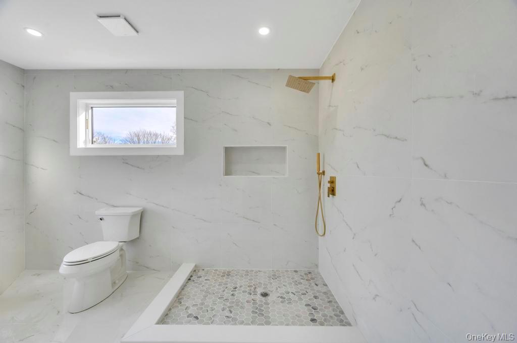 #20 photo, 126 Rim Lane, מחוז נסאו Hicksville , NY 11801