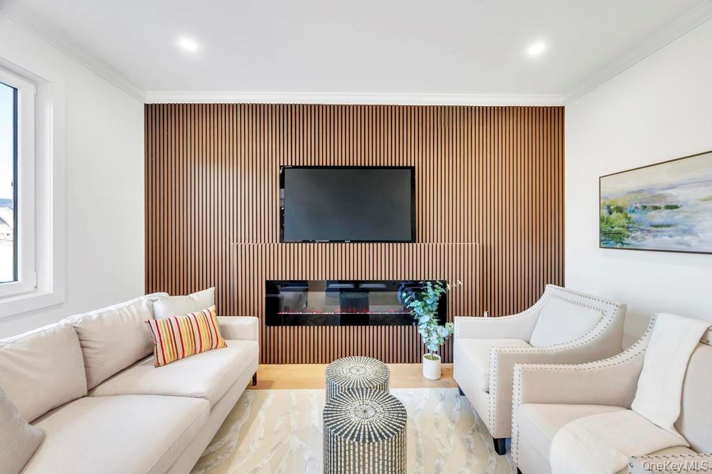 #6 photo, 126 Rim Lane, מחוז נסאו Hicksville , NY 11801