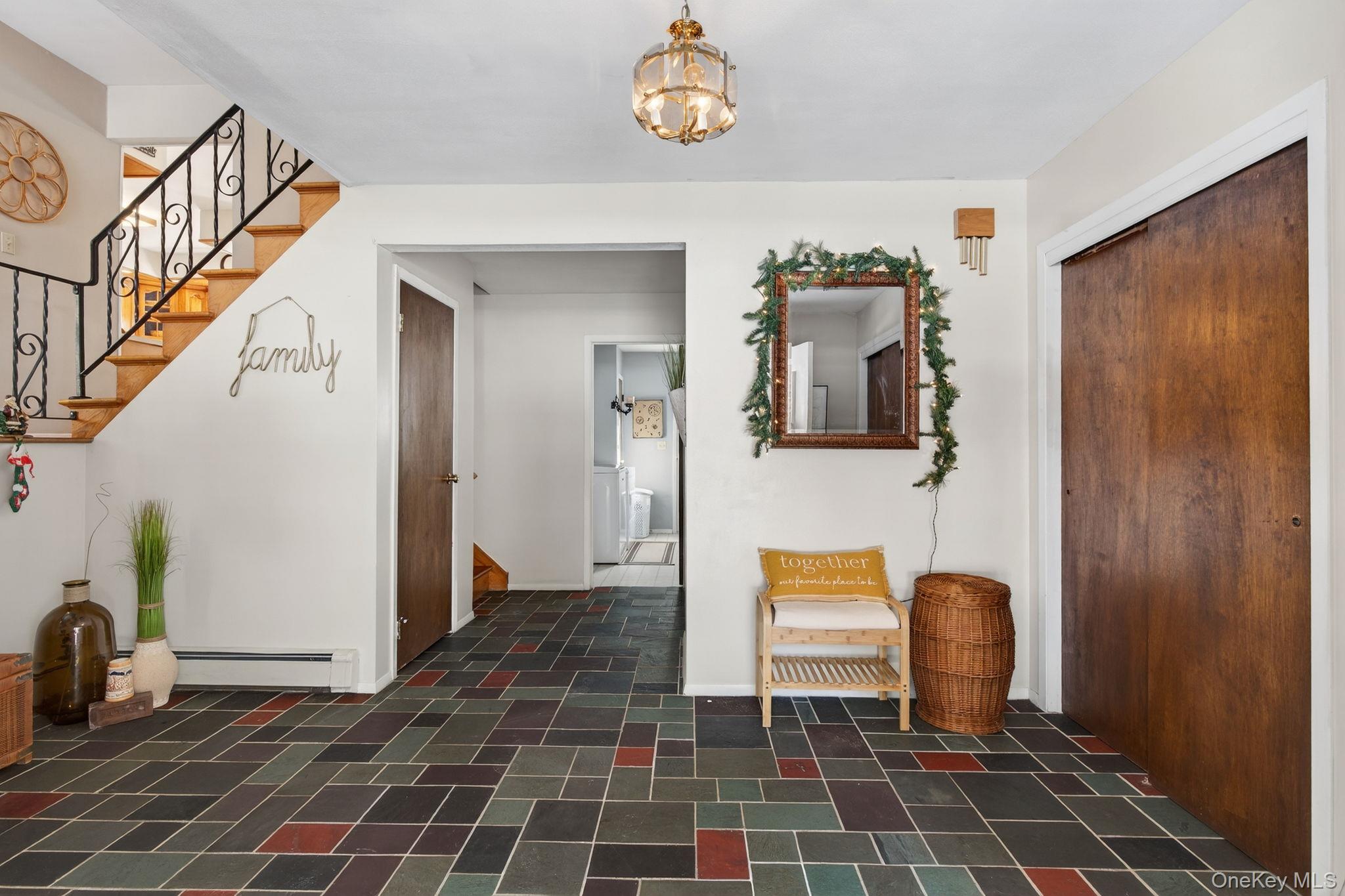 #4 photo, 15 Royal Oak Road, Stone Ridge , NY 12484