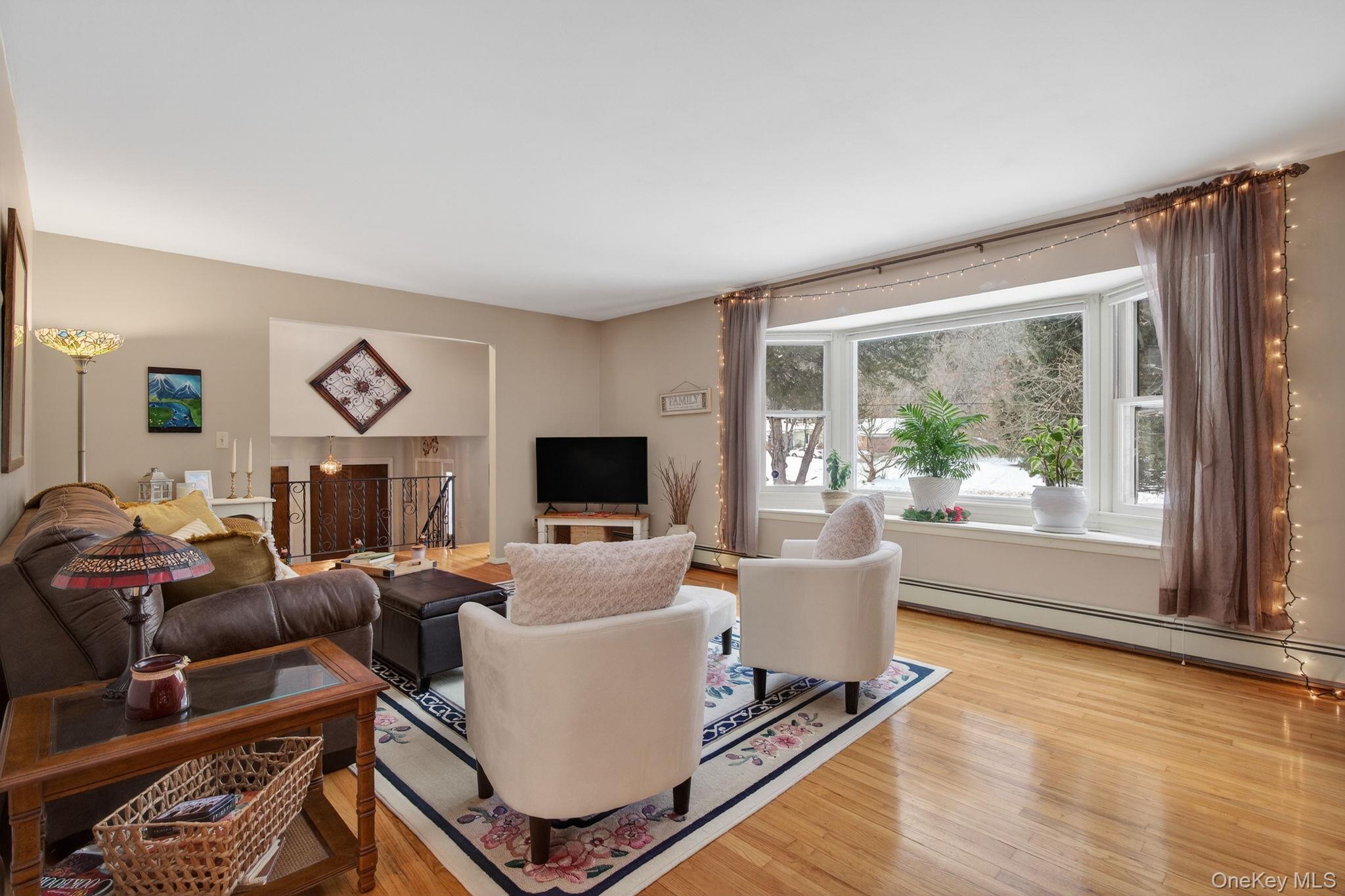 #7 photo, 15 Royal Oak Road, Stone Ridge , NY 12484