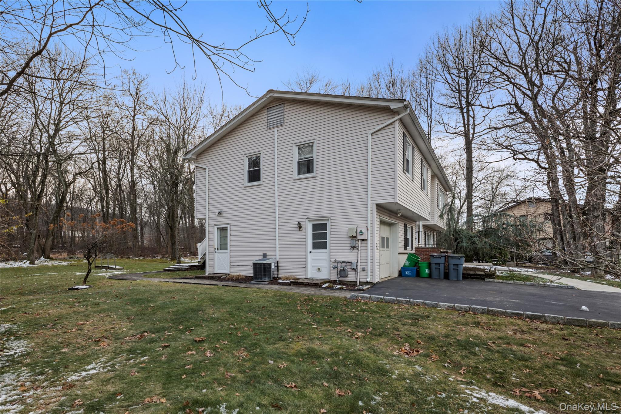 #5 photo, 10 Moorea Court, Garnerville , NY 10923
