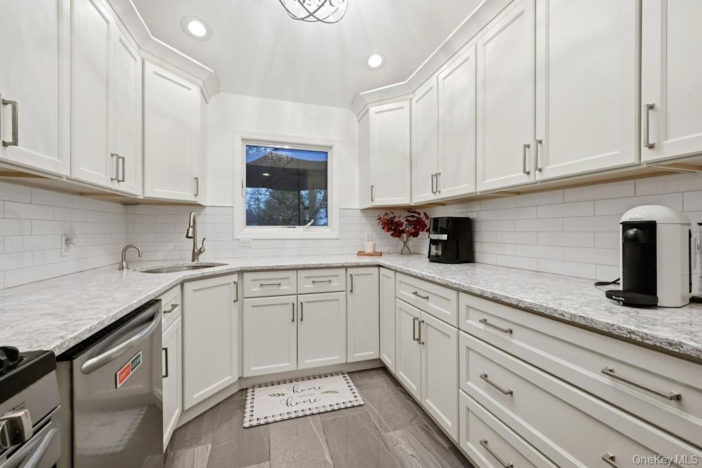 #7 photo, 377 Deer Road, Ronkonkoma , NY 11779