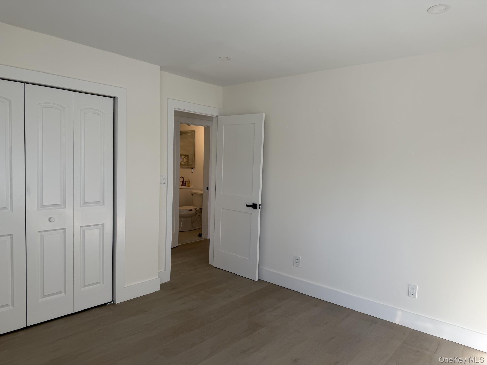 #10 photo, 15 Bond Lane, ناسو Hicksville , NY 11801