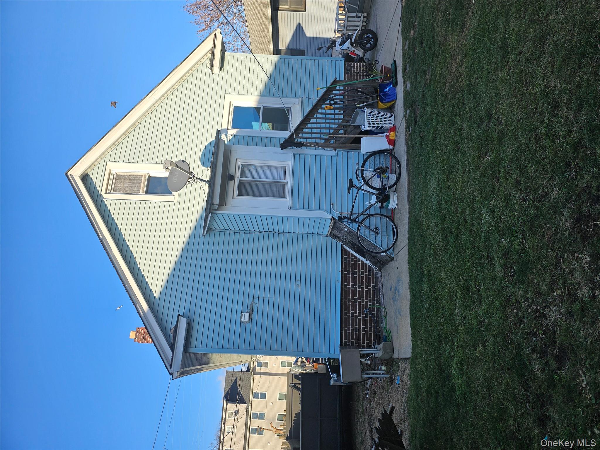 #5 photo, 45 Bayswater Boulevard, नासाउ काउंटी Inwood , NY 11096