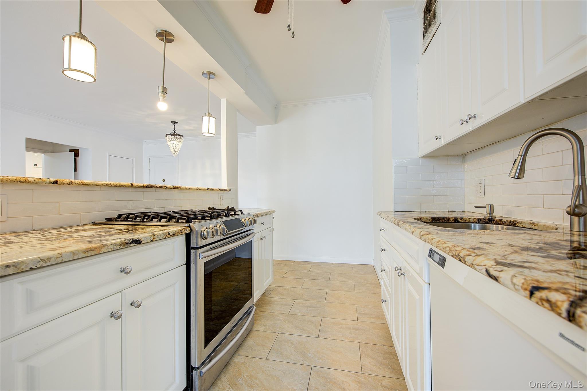 #11 photo, 110-45 Queens Boulevard, Forest Hills , NY 11375